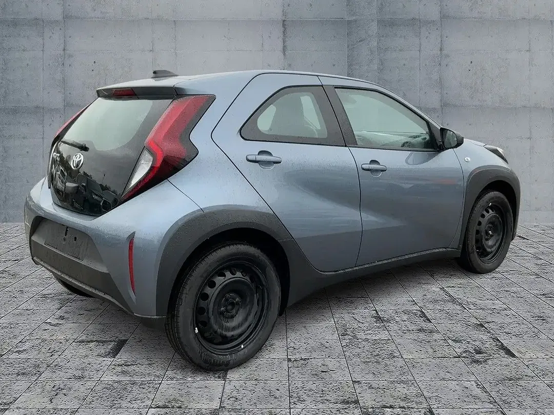 Toyota Aygo X - Thumbnail 6