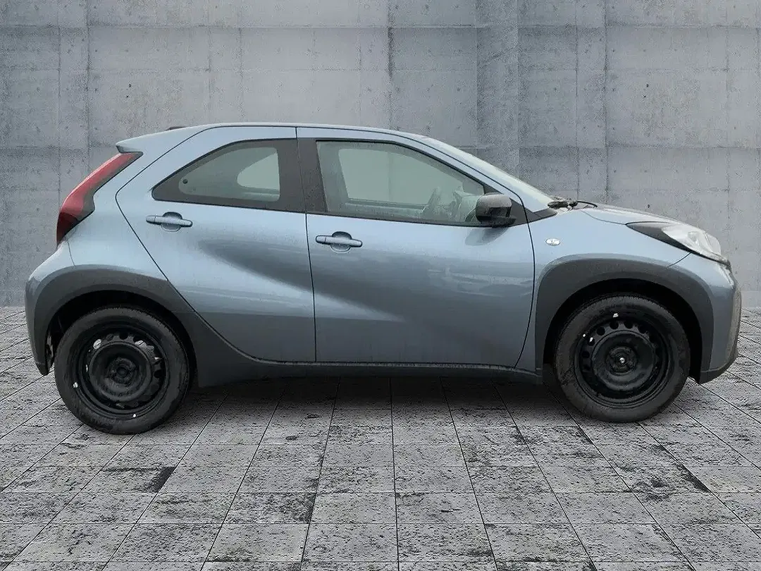 Toyota Aygo X - Thumbnail 7