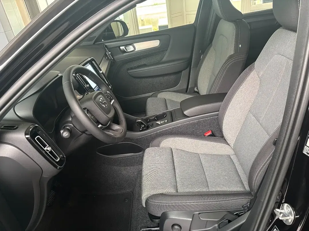 Volvo XC40 B3 Core - Thumbnail 7