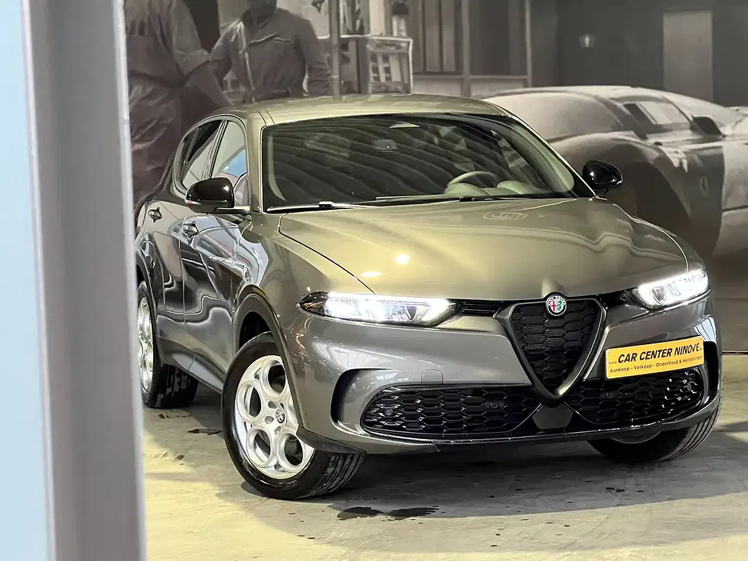Alfa Romeo Tonale 1.3 VGT PHEV Q4 Sprint - Thumbnail 5