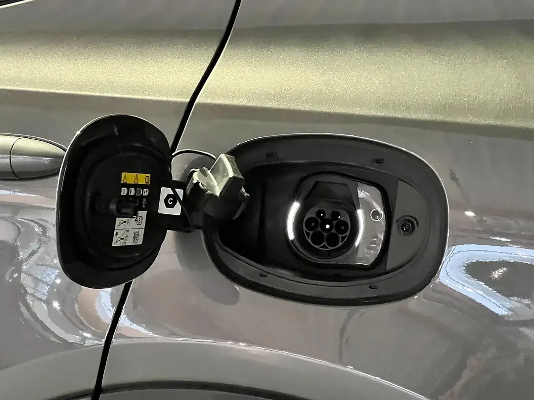 Alfa Romeo Tonale 1.3 VGT PHEV Q4 Sprint - Thumbnail 8