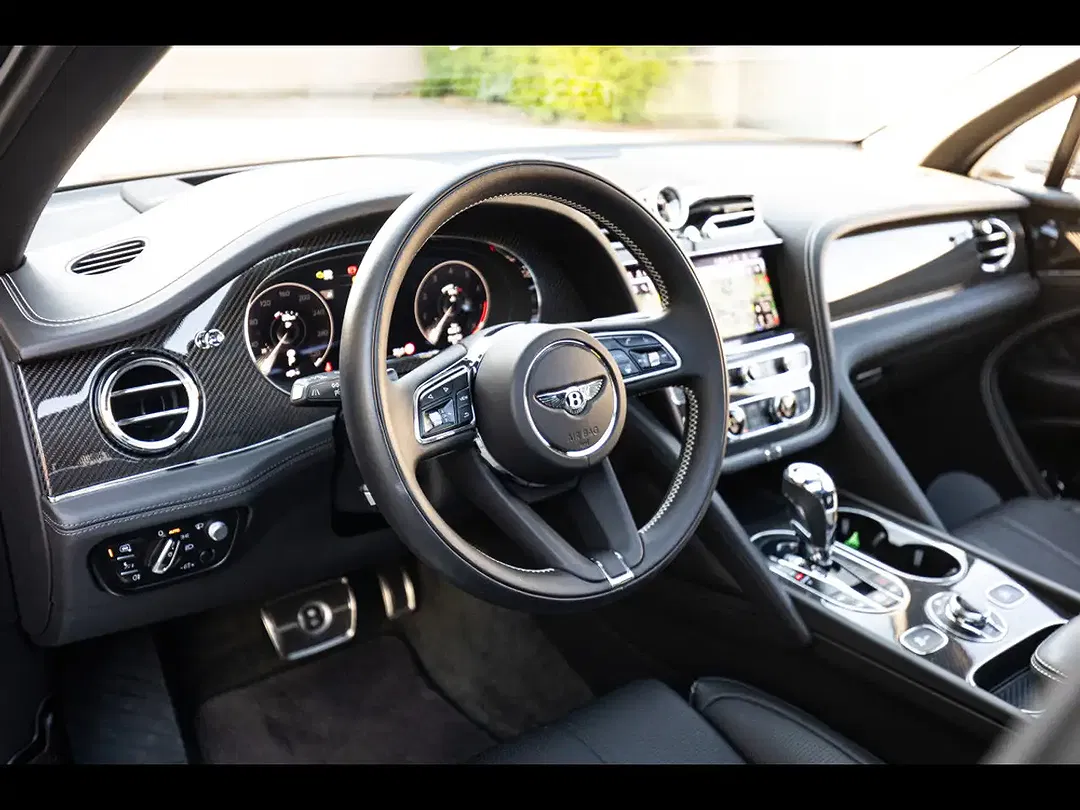 Bentley Bentayga 4.0 V8 Mulliner - Thumbnail 10
