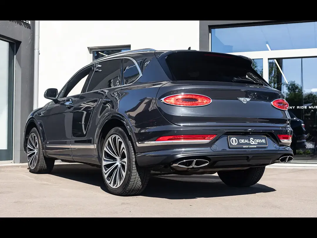Bentley Bentayga 4.0 V8 Mulliner - Thumbnail 3