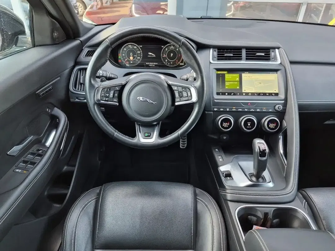 Jaguar E-Pace D180 AUT 4x4 R-Dynamic SE - foto 15