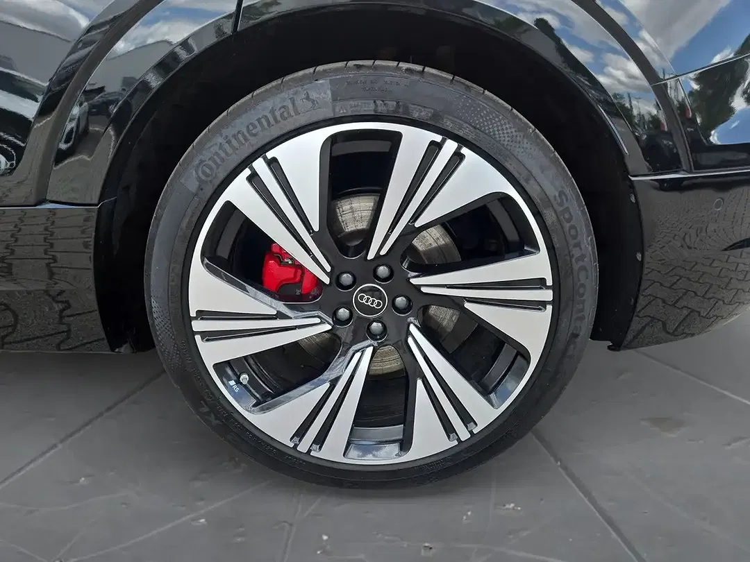 Audi Q8 e-tron 55 quattro S line - foto 15