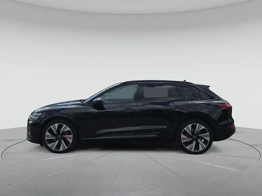 Audi Q8 e-tron 55 quattro S line - Thumbnail 6