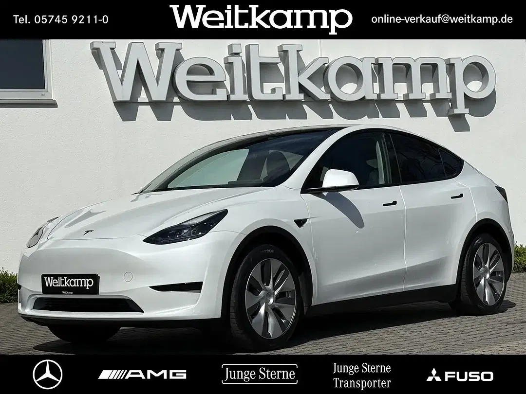 Tesla Model Y RWD - foto 1
