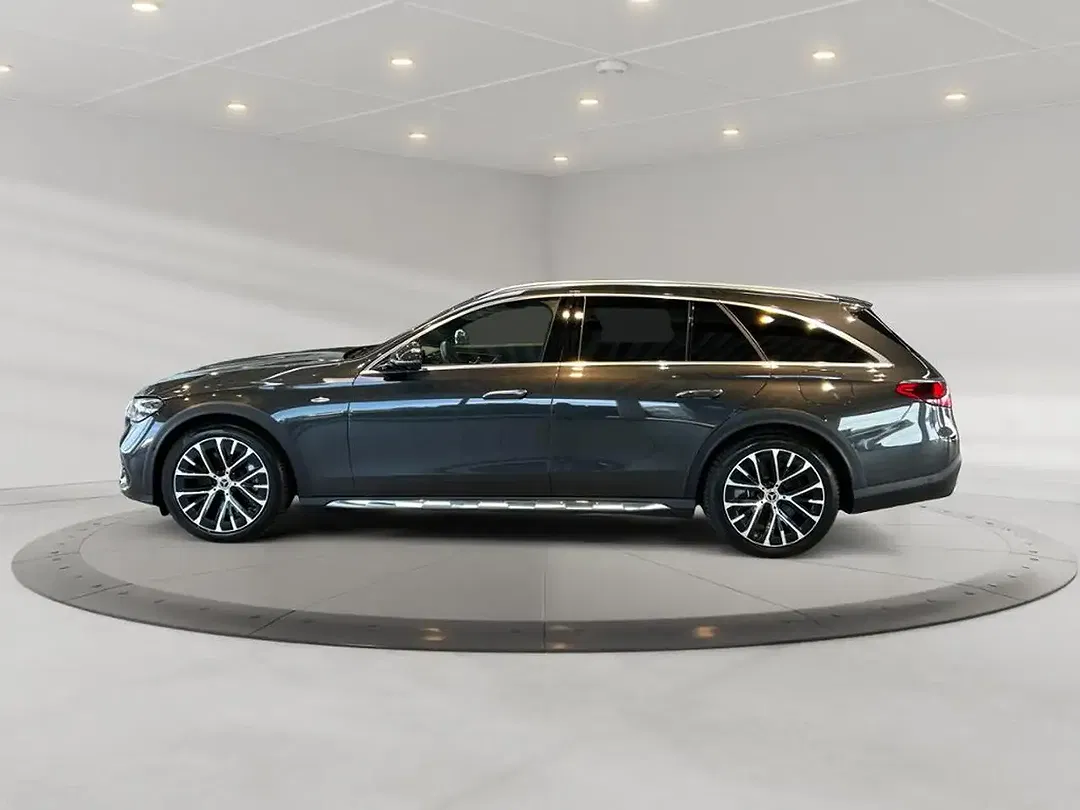 Mercedes-Benz E 300 EQ Hybrid 4MATIC MBUX All-Terrain - Thumbnail 4