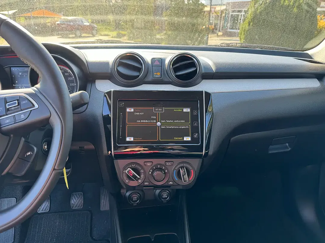 Suzuki Swift Hybrid 1.2 Dualjet Comfort - Thumbnail 11