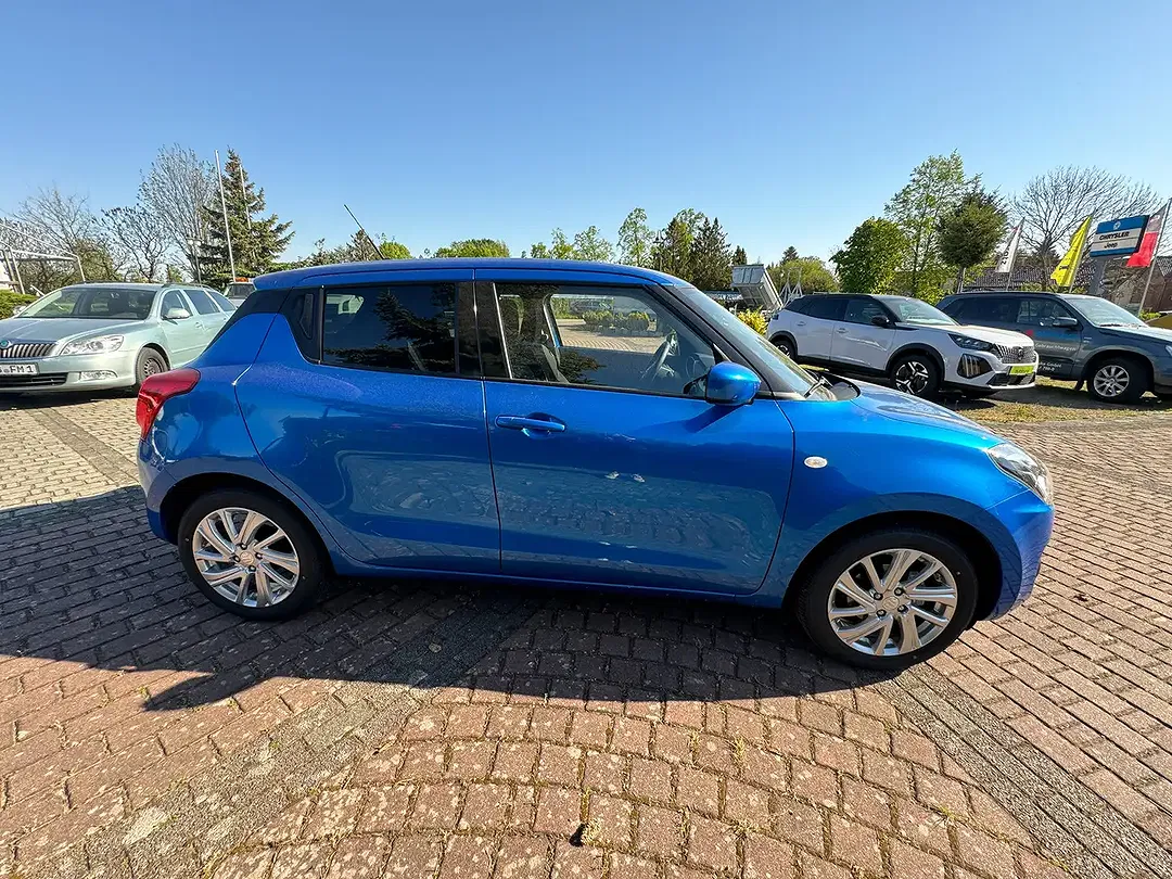 Suzuki Swift Hybrid 1.2 Dualjet Comfort - Thumbnail 3