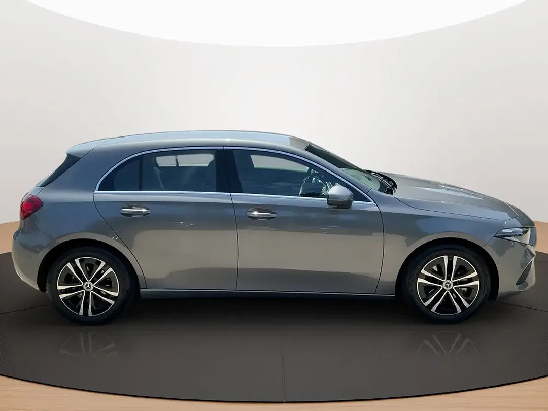Mercedes-Benz A 200 Progressive - Thumbnail 4