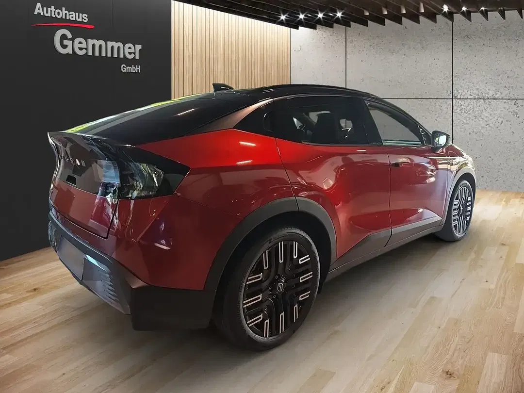 Nissan Leaf Evolve - Thumbnail 3