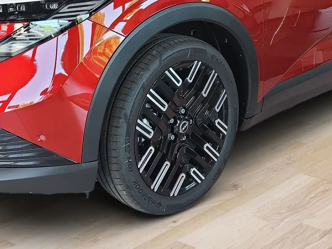 Nissan Leaf Evolve - Thumbnail 6
