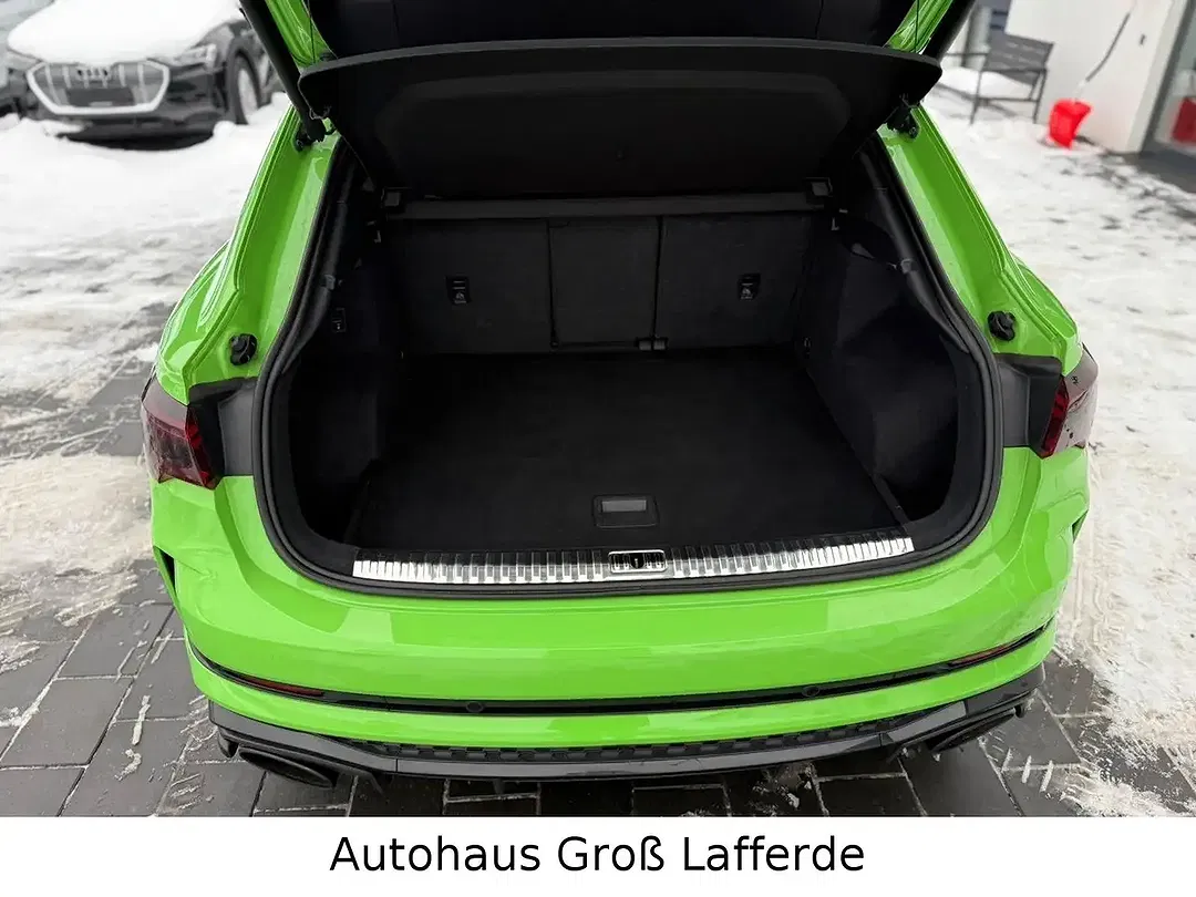 Audi RS Q3 2.5 TFSI quattro Sportback - Thumbnail 8