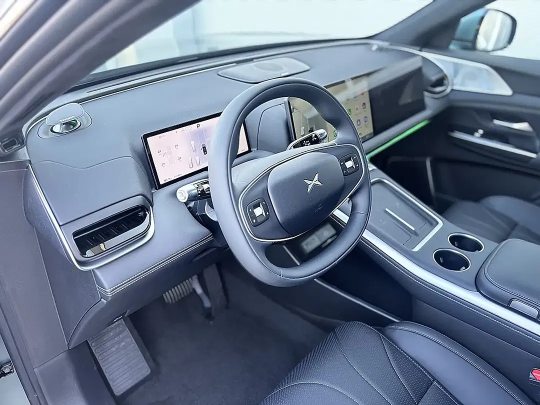 Xpeng G9 AWD Performance - Thumbnail 10