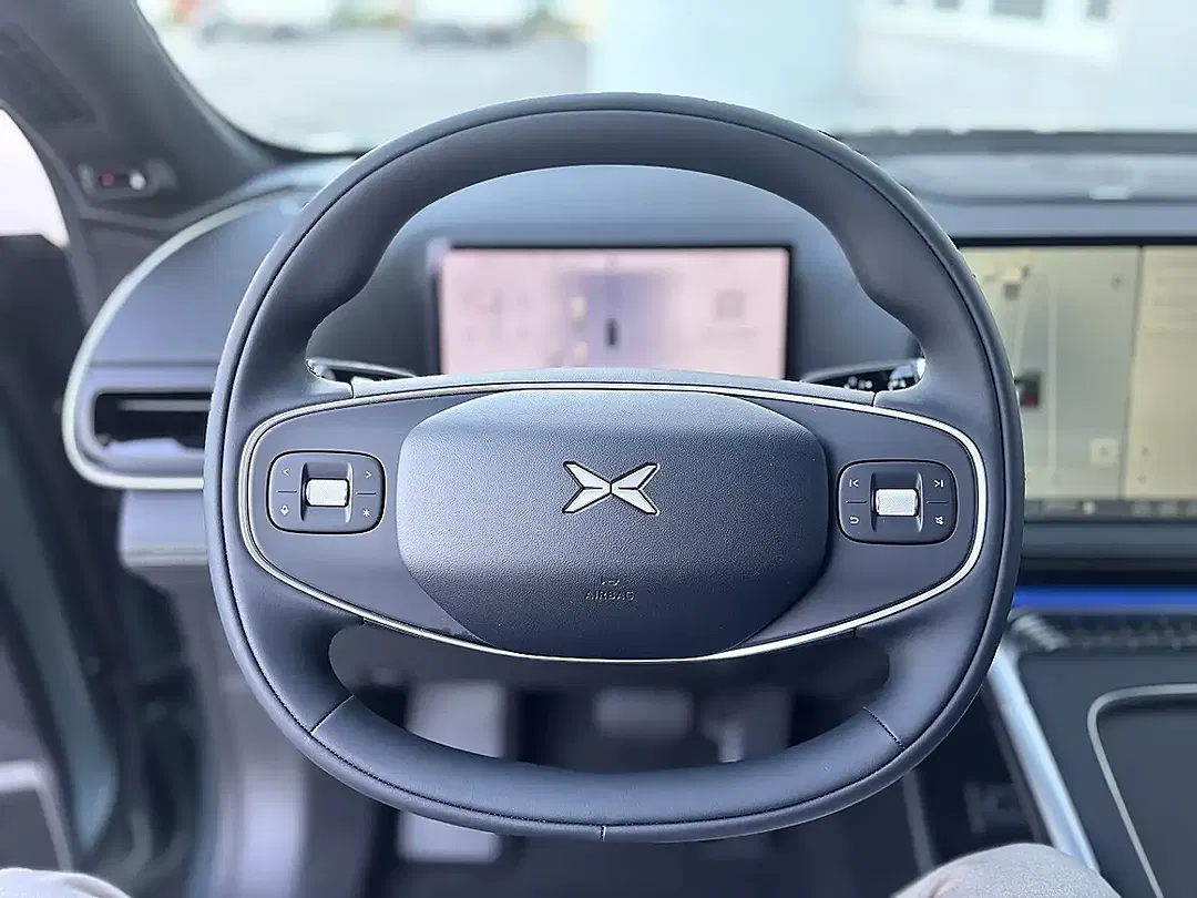 Xpeng G9 AWD Performance - Thumbnail 14