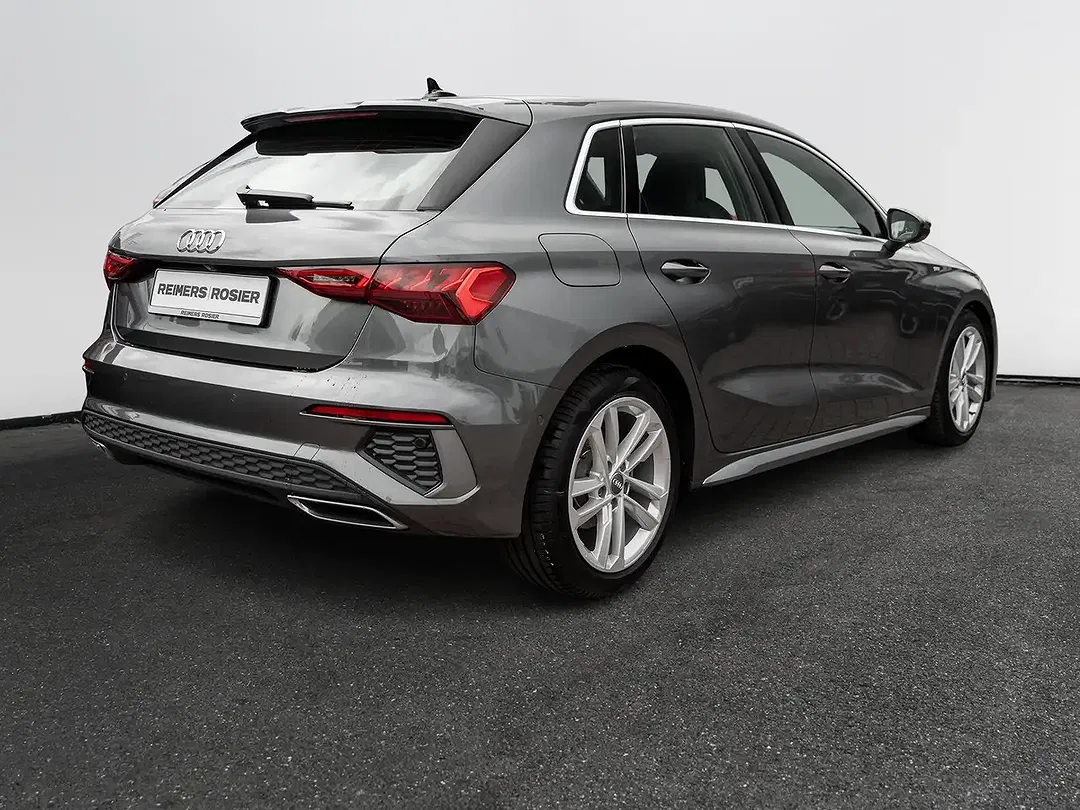 Audi A3 35 TFSI Sportback S line - Thumbnail 3