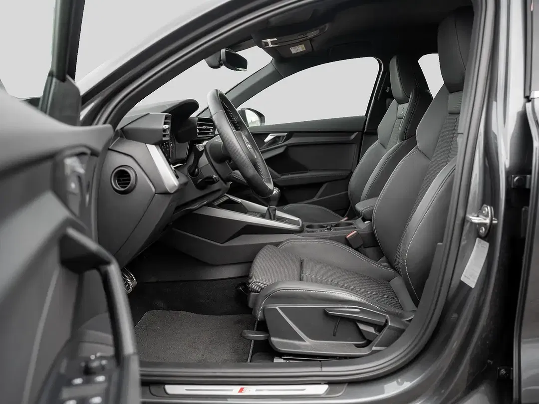 Audi A3 35 TFSI Sportback S line - Thumbnail 6