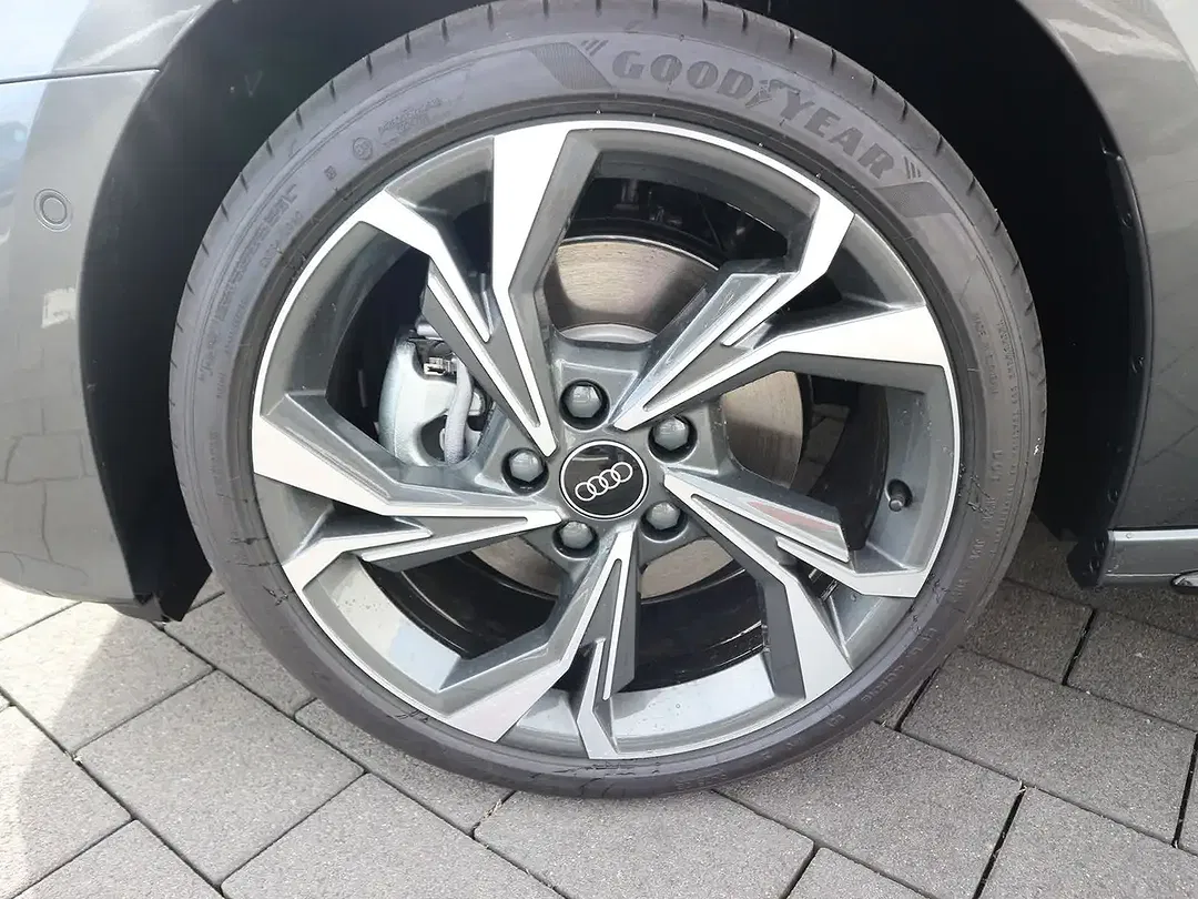 Audi A3 TFSI e S tronic S line - Thumbnail 5