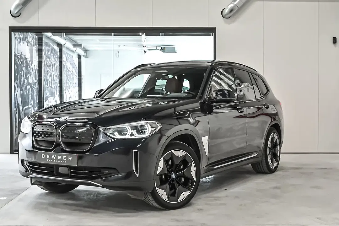 BMW iX3 - foto 1
