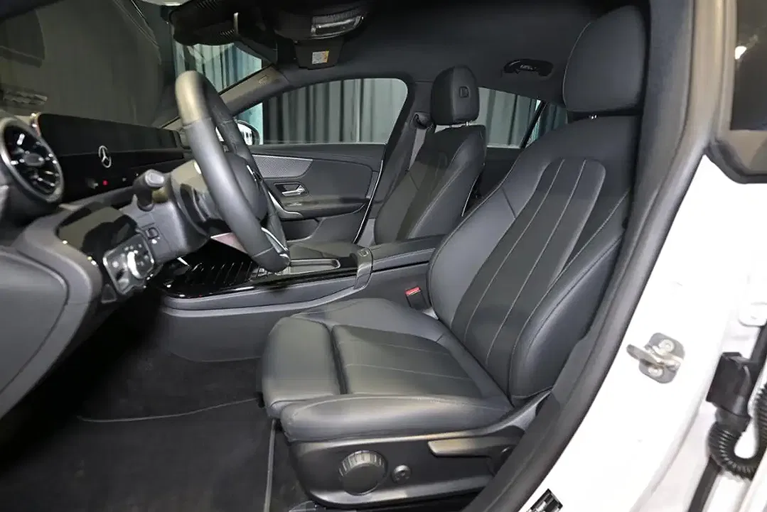 Mercedes-Benz CLA 180 Progressive - Thumbnail 4
