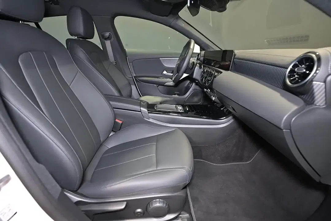 Mercedes-Benz CLA 180 Progressive - Thumbnail 5