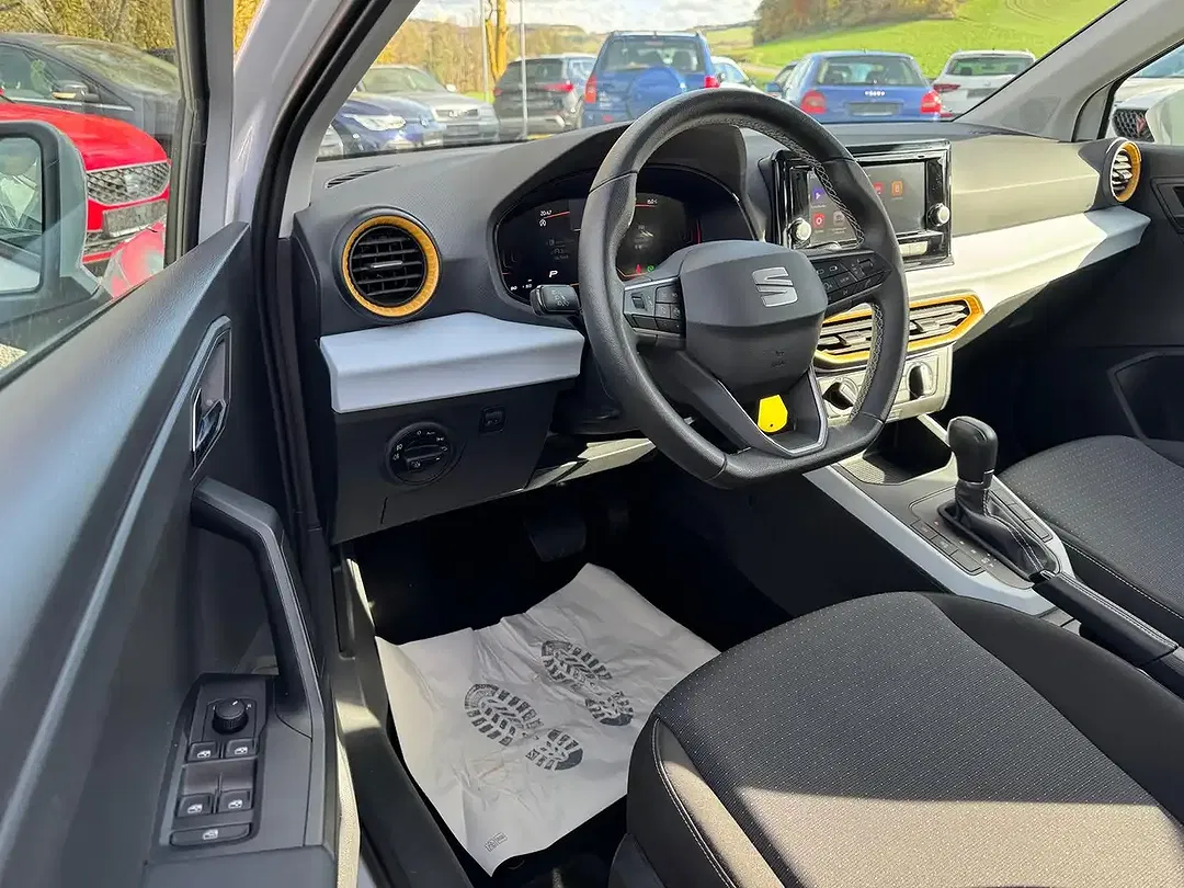SEAT Arona 1.0 TSI DSG Style - Thumbnail 12
