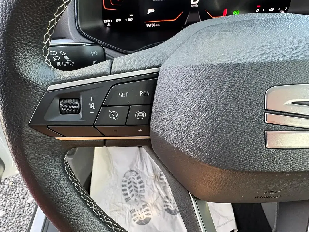 SEAT Arona 1.0 TSI DSG Style - Thumbnail 15