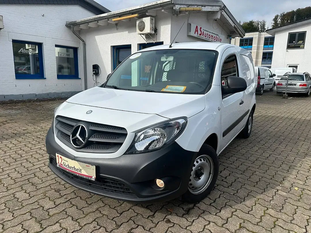 109 CDI - foto 1