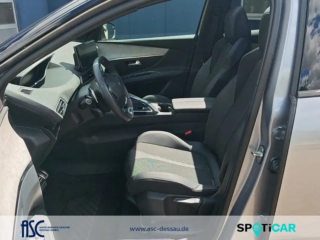 Peugeot 3008 GT - Thumbnail 11