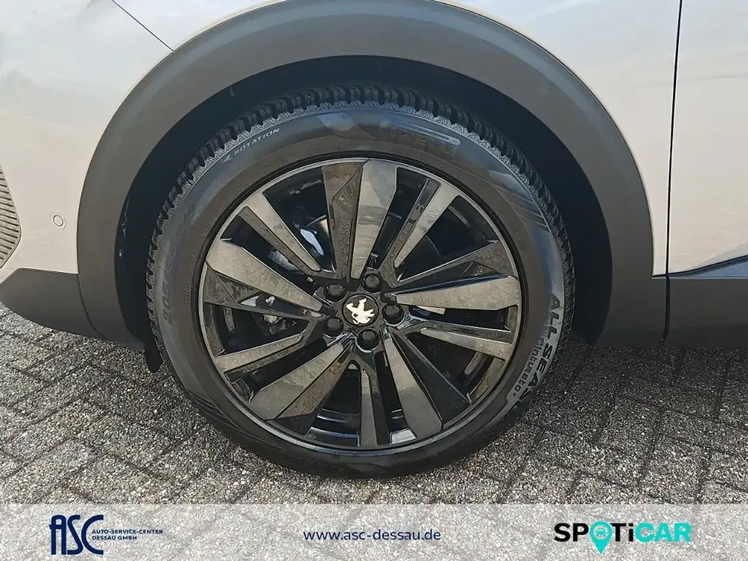 Peugeot 3008 GT - Thumbnail 13