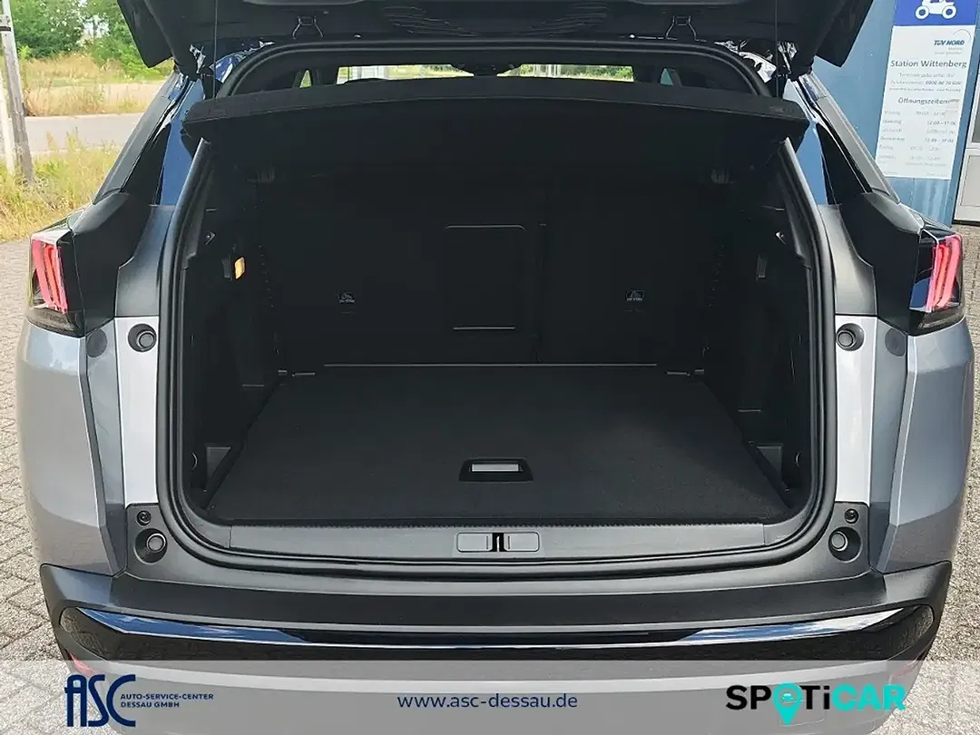 Peugeot 3008 GT - Thumbnail 6