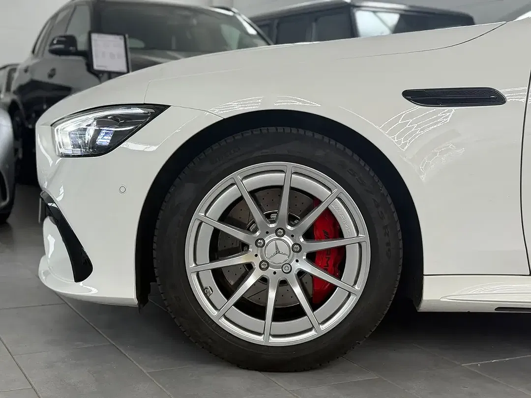 Mercedes-Benz AMG GT 43 - Thumbnail 5
