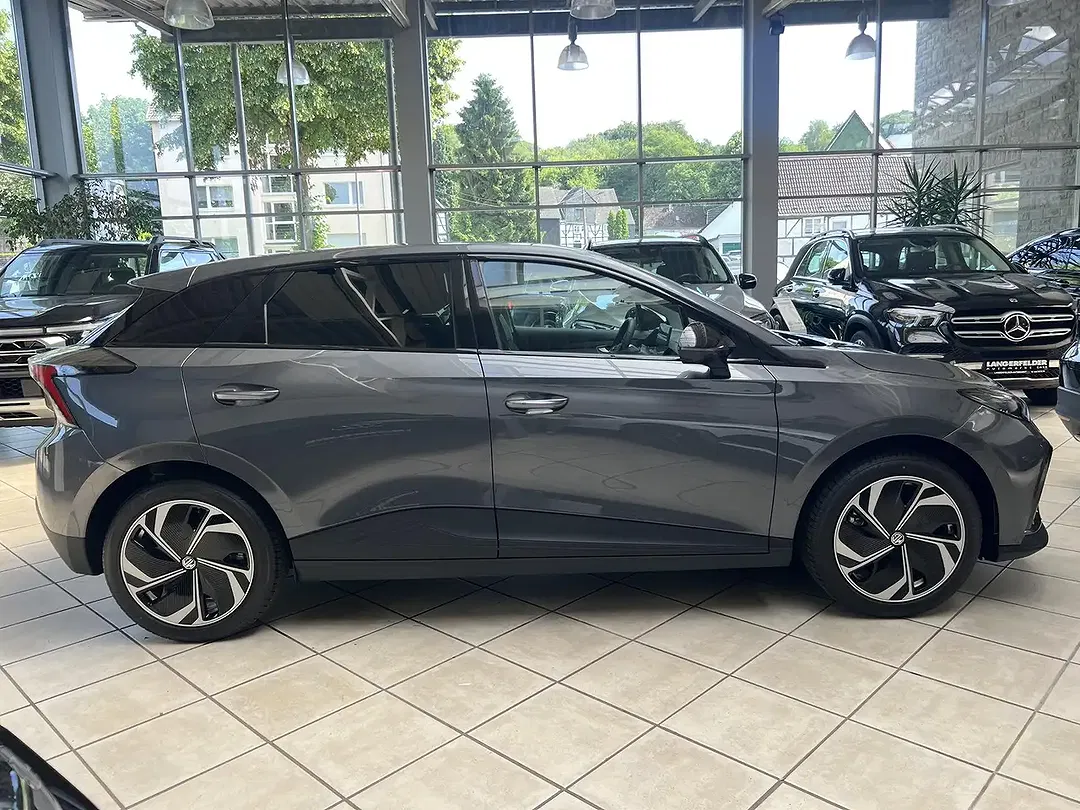 MG MG4 EV Premium - foto 2