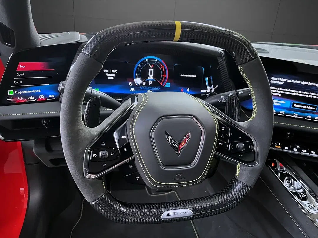 Corvette C8 E-Ray Coupe 3LZ - Thumbnail 10