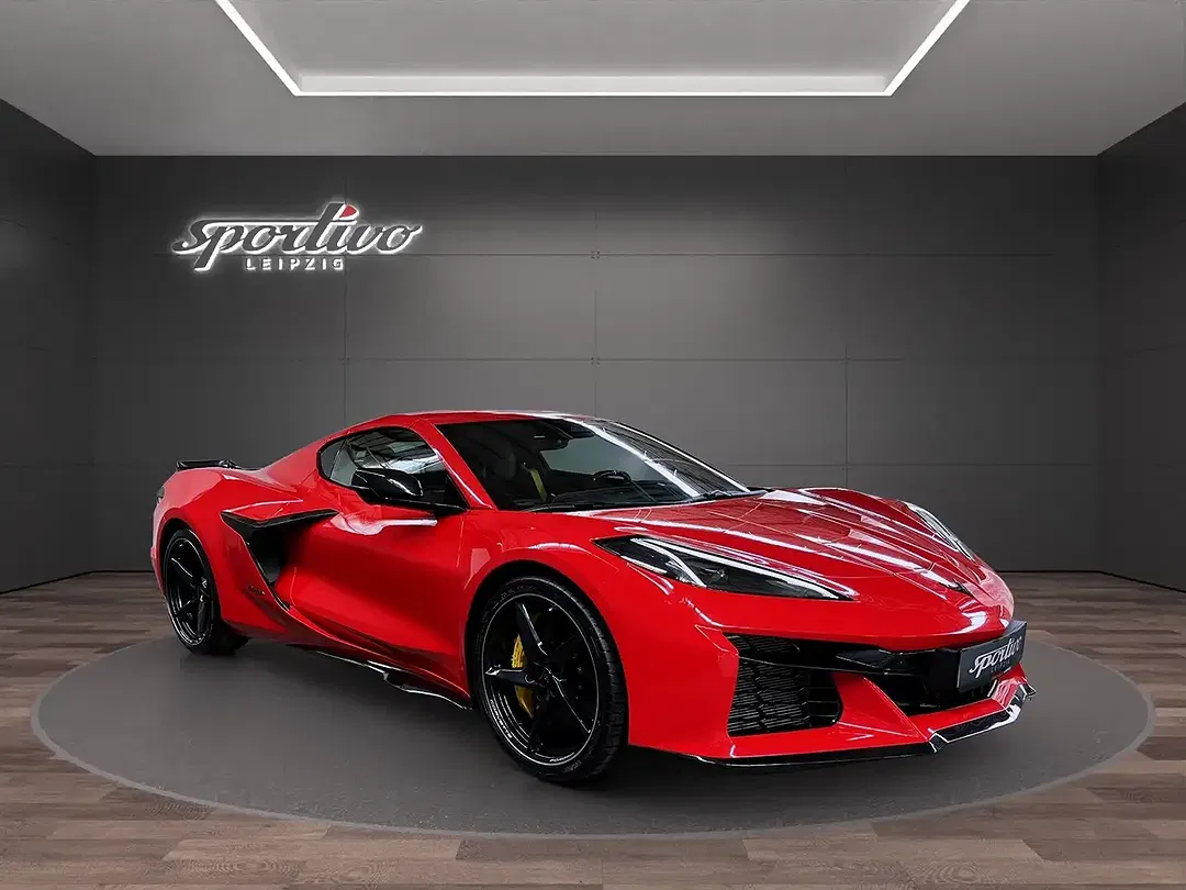 Corvette C8 E-Ray Coupe 3LZ - Thumbnail 8