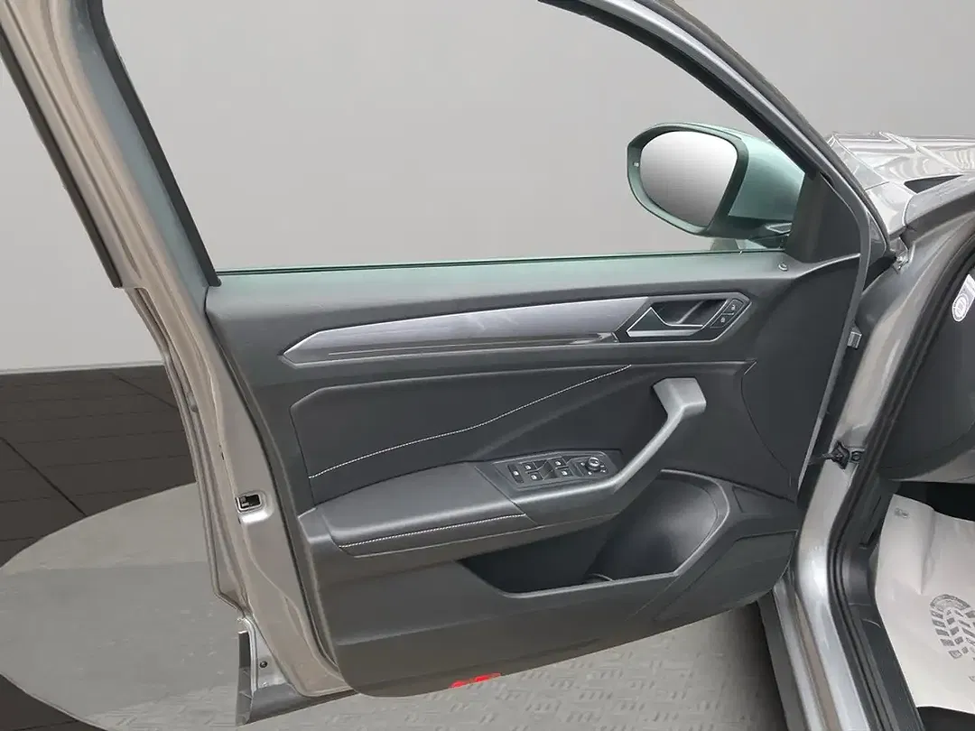 Volkswagen T-Roc 2.0 TDI Style - Thumbnail 10
