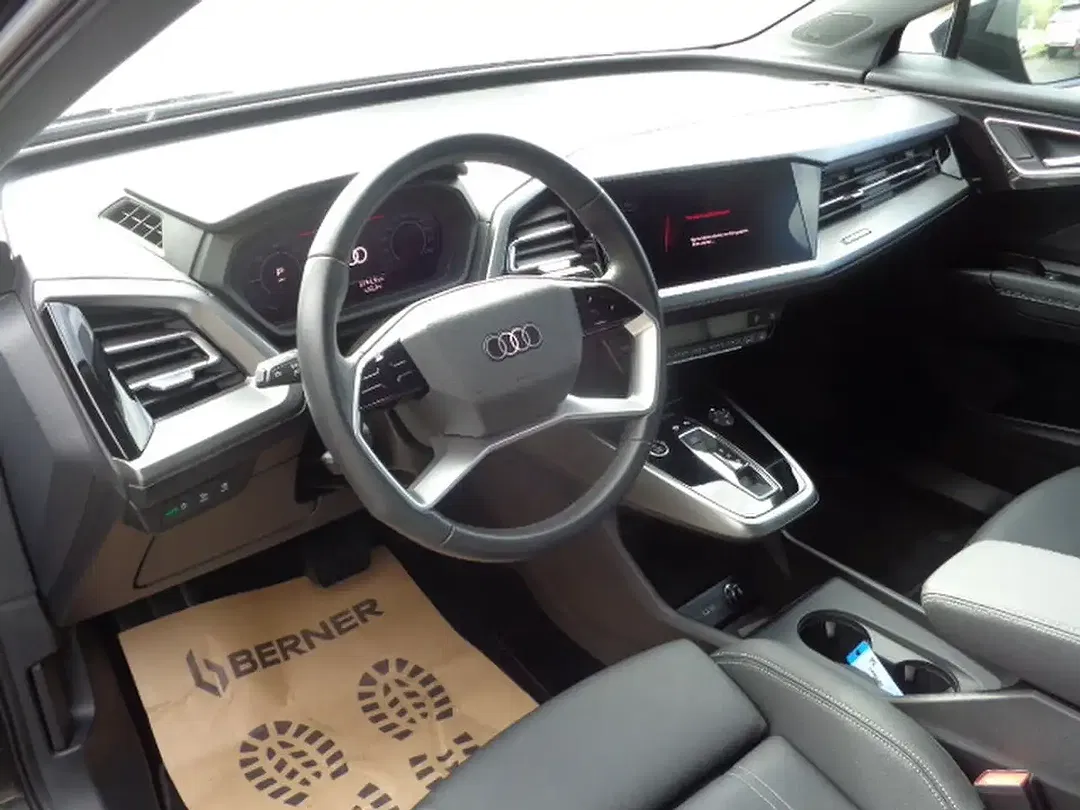 Audi Q4 e-tron 40 Matrix LED - Thumbnail 9