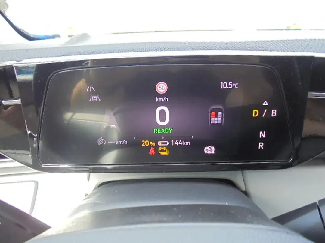 Ford Explorer Premium - Thumbnail 12