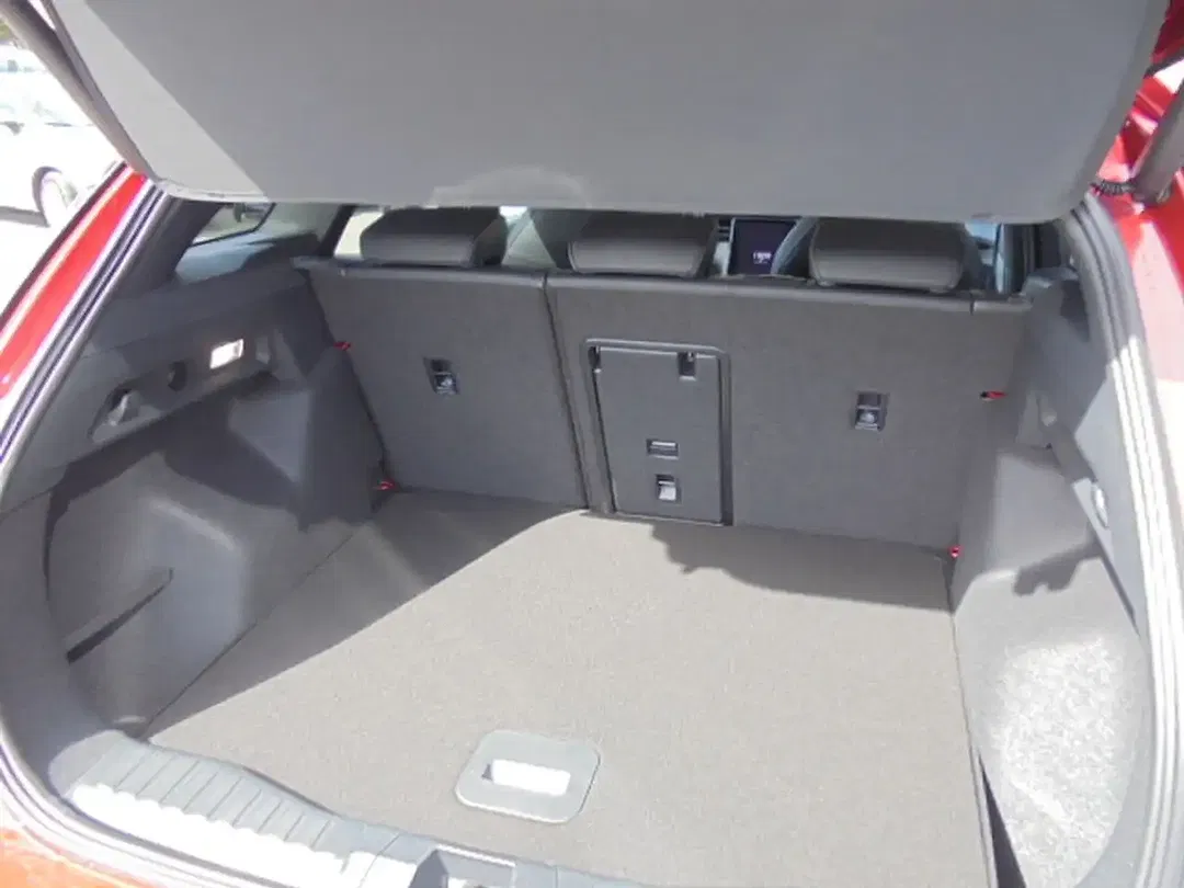 Ford Explorer Premium - Thumbnail 7