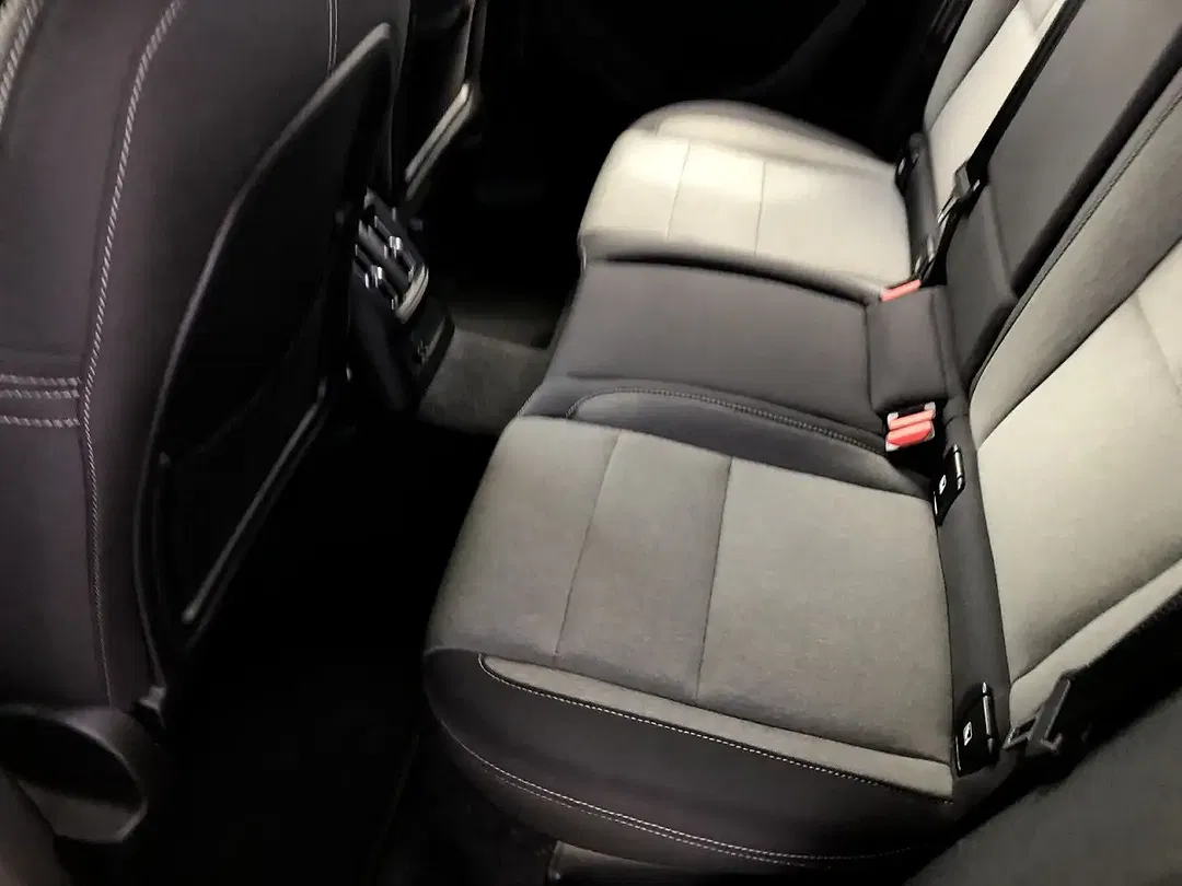 Volvo XC40 T4 PHEV Plus Bright - Thumbnail 12
