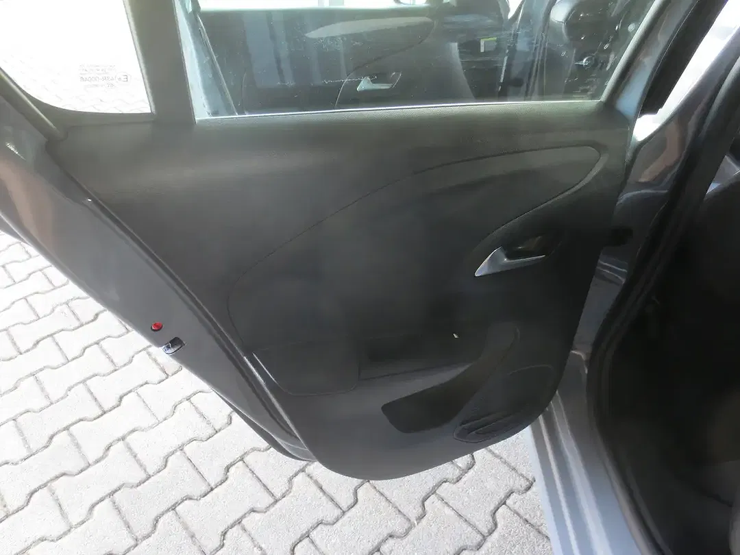 Opel Corsa - Thumbnail 10