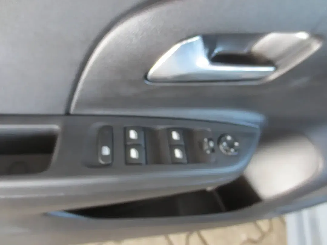Opel Corsa - Thumbnail 8
