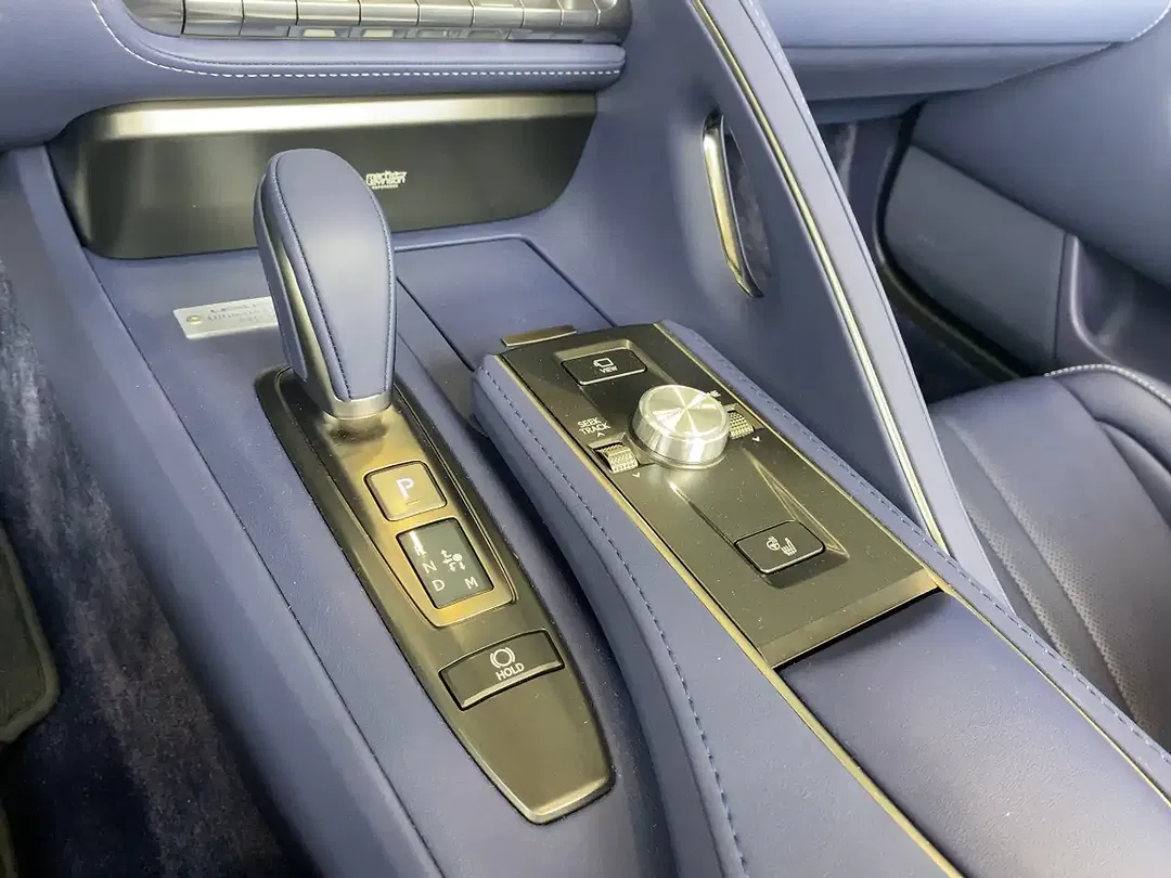 Lexus LC 500 Cabriolet Ultimate Edition - Thumbnail 14