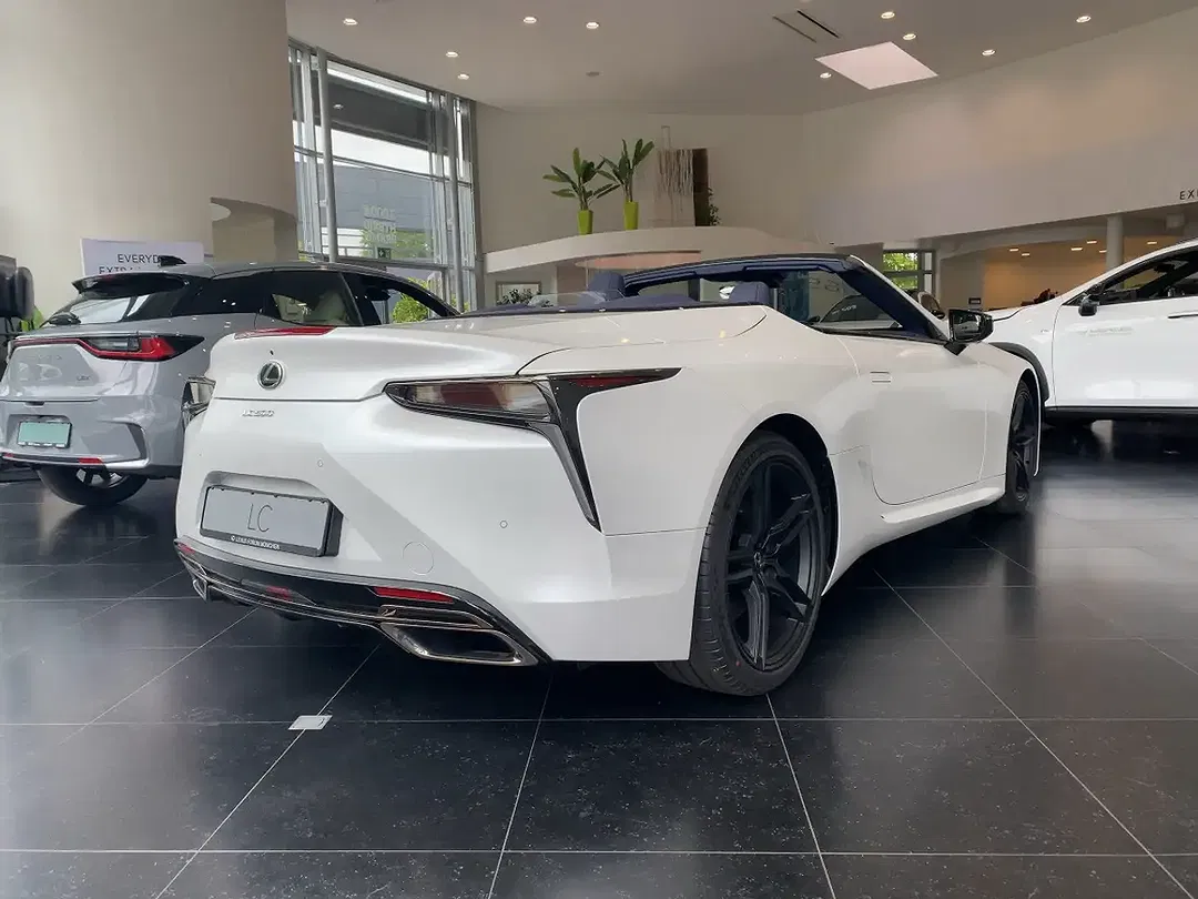 Lexus LC 500 Cabriolet Ultimate Edition - Thumbnail 5