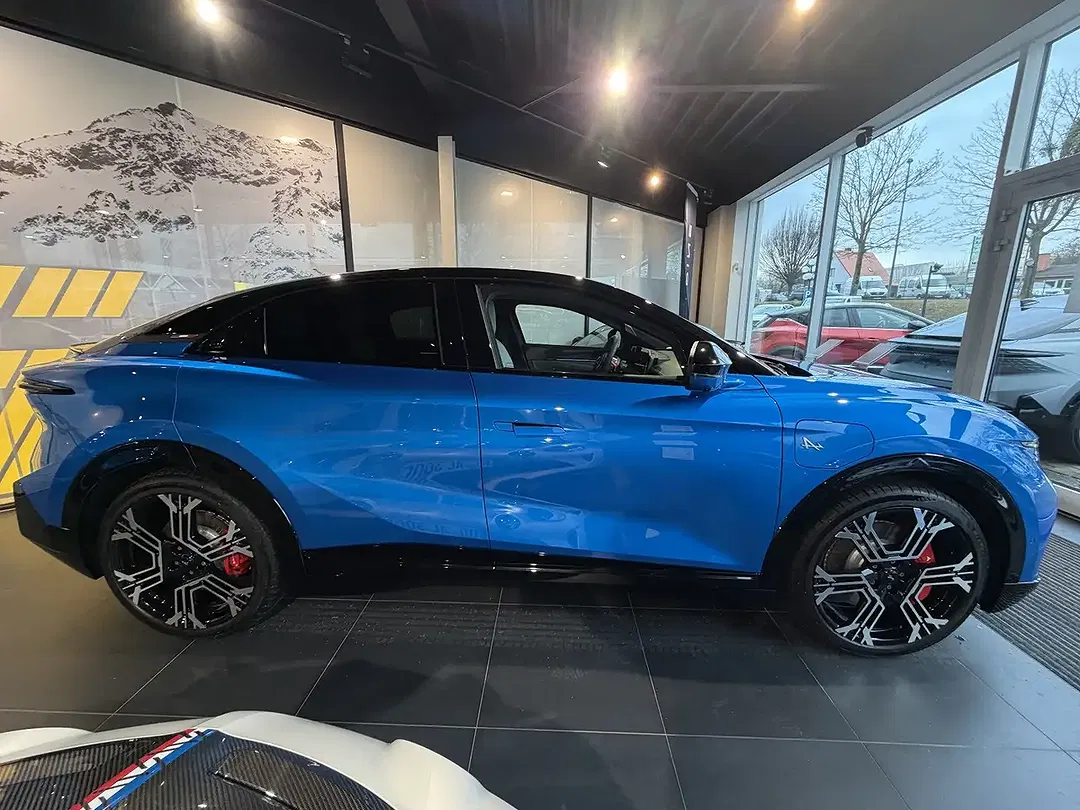 Alpine A390 GT - Thumbnail 11