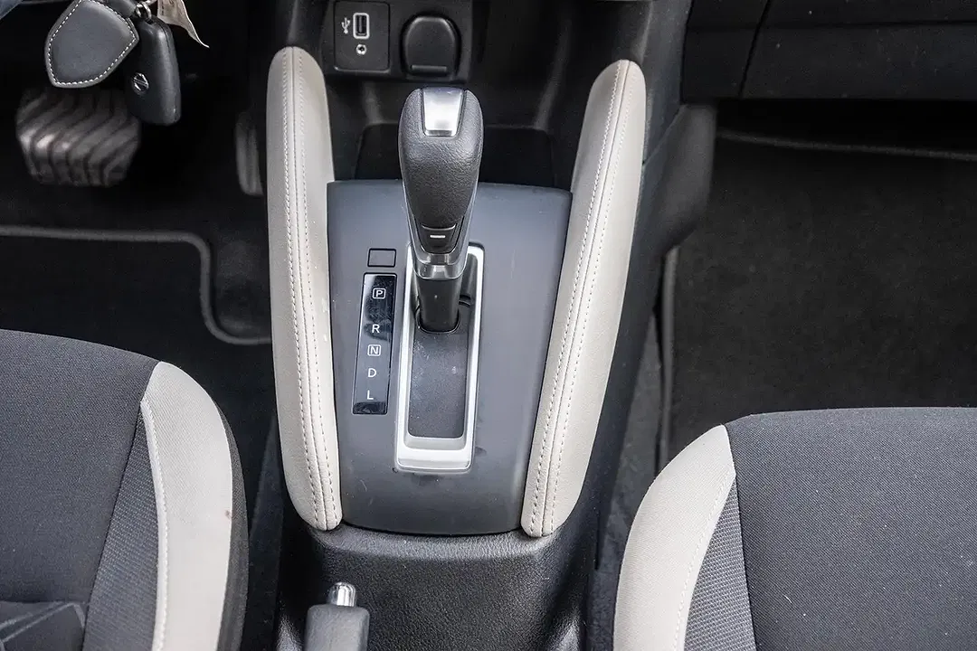 Nissan Micra 1.0 Xtronic N-Connecta - Thumbnail 21