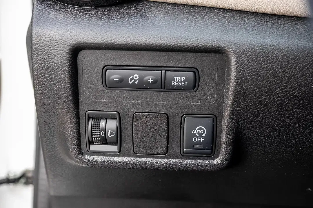 Nissan Micra 1.0 Xtronic N-Connecta - Thumbnail 23
