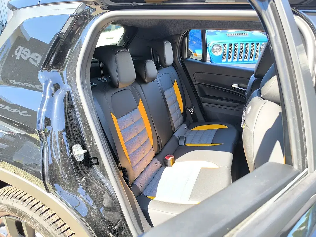 Jeep Avenger MHEV 4xe The North Face - Thumbnail 13