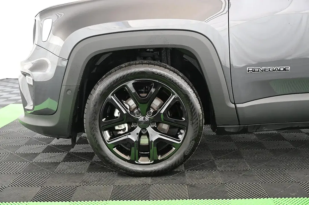 Jeep Renegade 1.5 e-Hybrid - Thumbnail 9